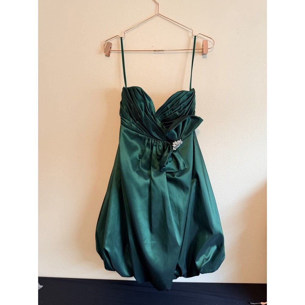 Jovani Green‎ Bubble Mini Dress Womens Size 12 Embellished Brooch